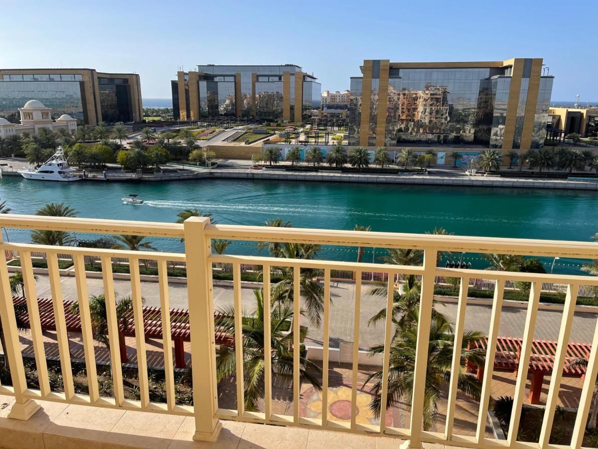 الهُدىٰ غرفةوصالة إطلالة بحرية عائلات فقط - Al Huda One Apartment King Abdullah Economic City