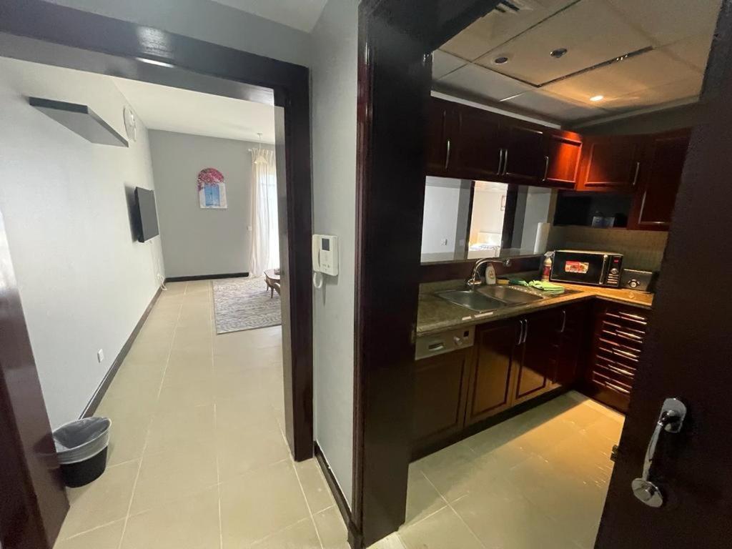 الهُدىٰ غرفةوصالة إطلالة بحرية عائلات فقط - Al Huda One Apartment King Abdullah Economic City